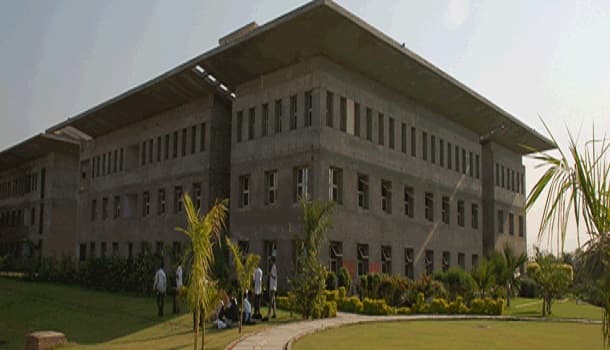 Karnavati School of Dentistry, Karnavati University Gandhinagar hostel photo 2